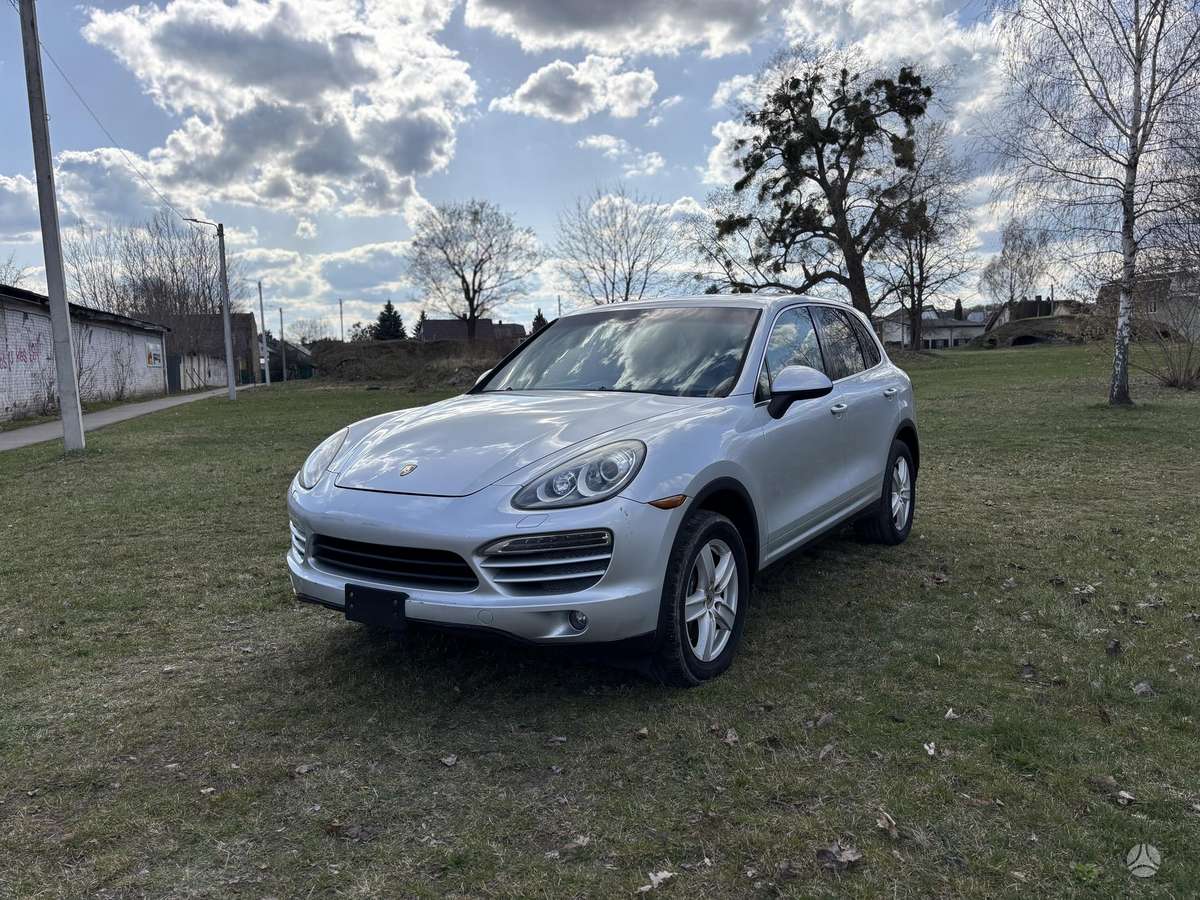 Porsche Cayenne - 2