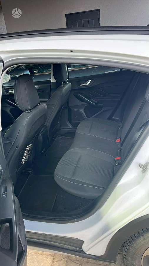 Ford Focus, 1.0 l., hečbekas