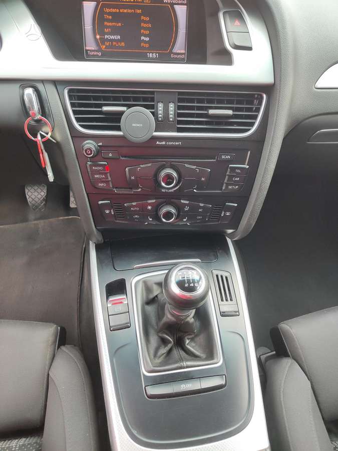 Audi A4, 2.0 l., Универсал