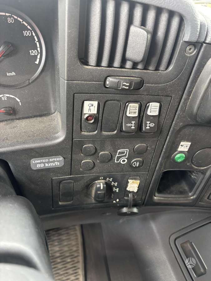 Scania P450, fire engines