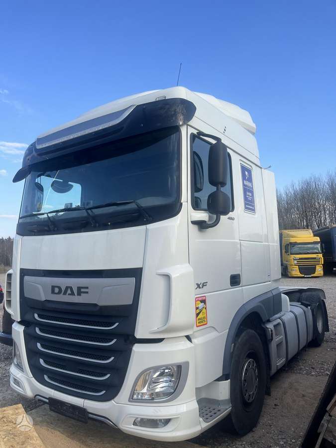 DAF XF 480FT, 2 miegamosios vietos