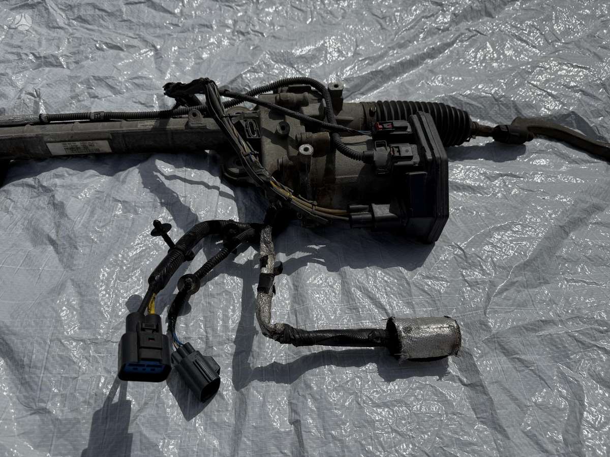 Jaguar F-Pace steering mechanism