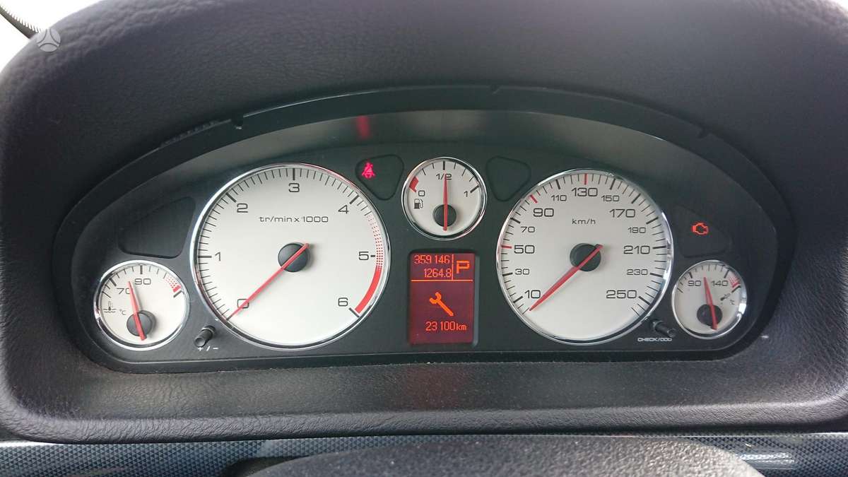 Peugeot 407 - 9