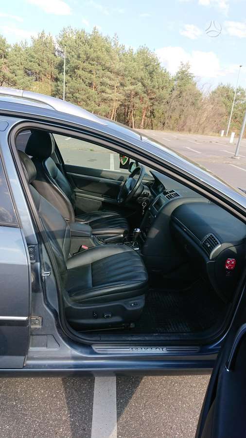 Peugeot 407 - 11