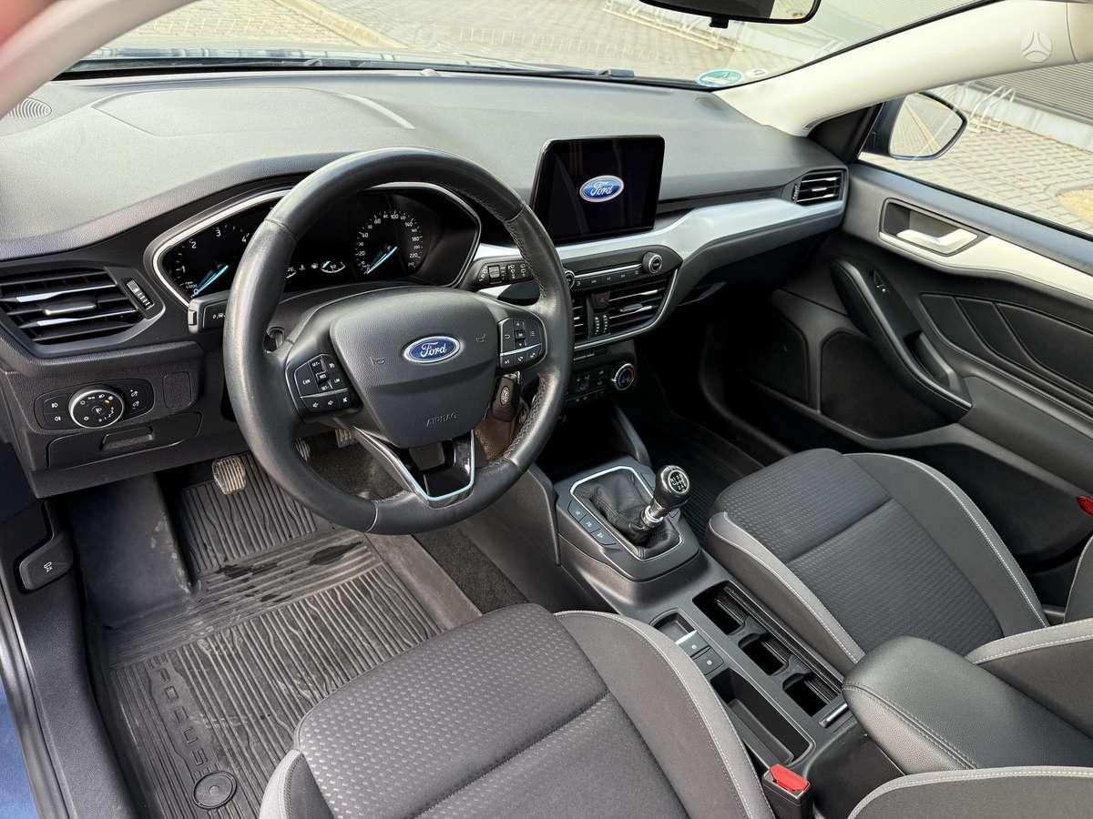 Ford Focus, 1.5 l., Хэтчбек