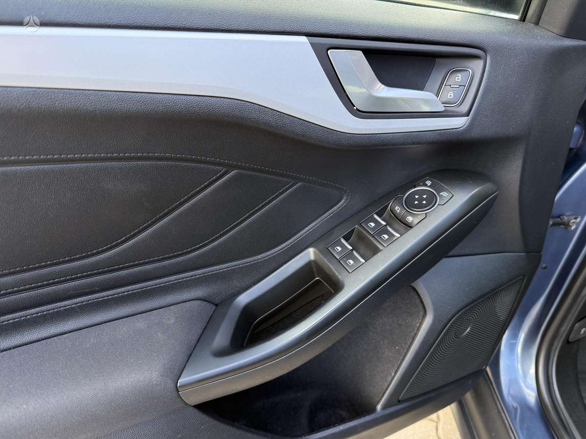 Ford Focus, 1.5 l., Хэтчбек