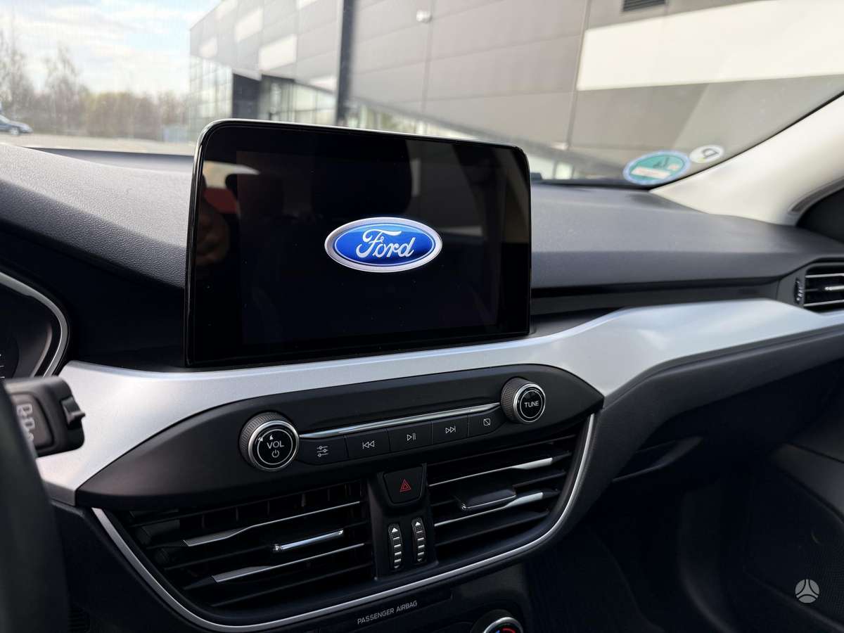 Ford Focus, 1.5 l., Хэтчбек