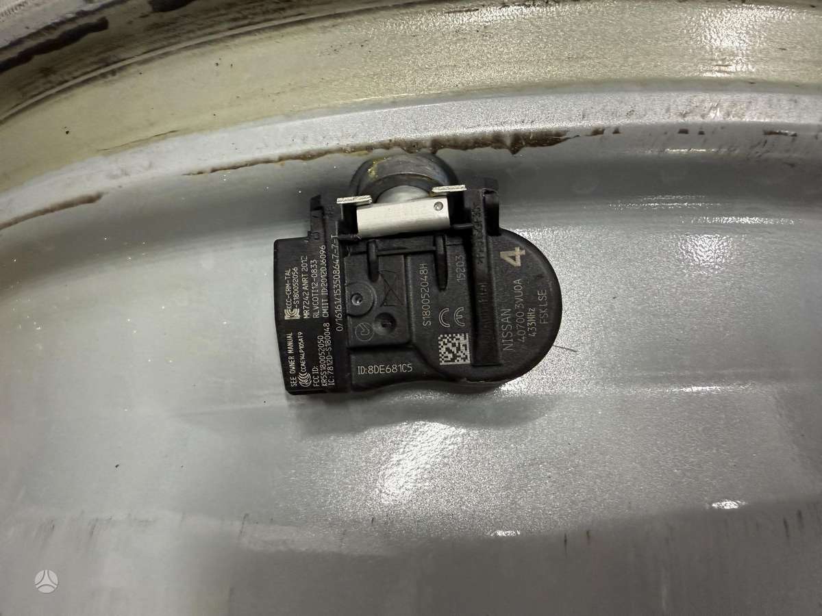 Nissan, light alloy, R17
