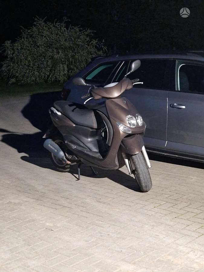 Yamaha Neos 49cc, scooters / mopeds