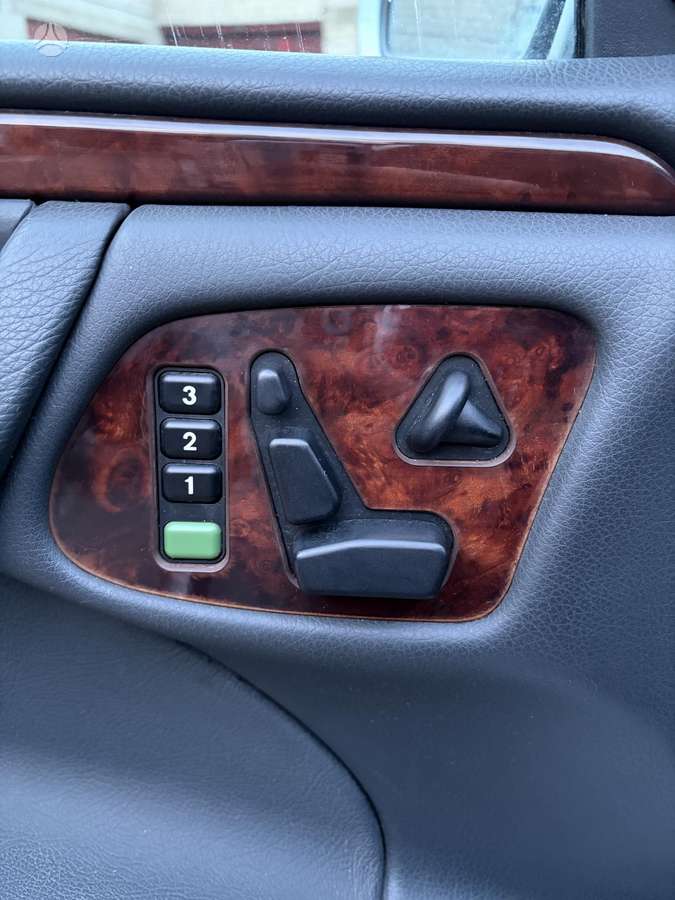 Mercedes-Benz E320, 3.2 l., Универсал