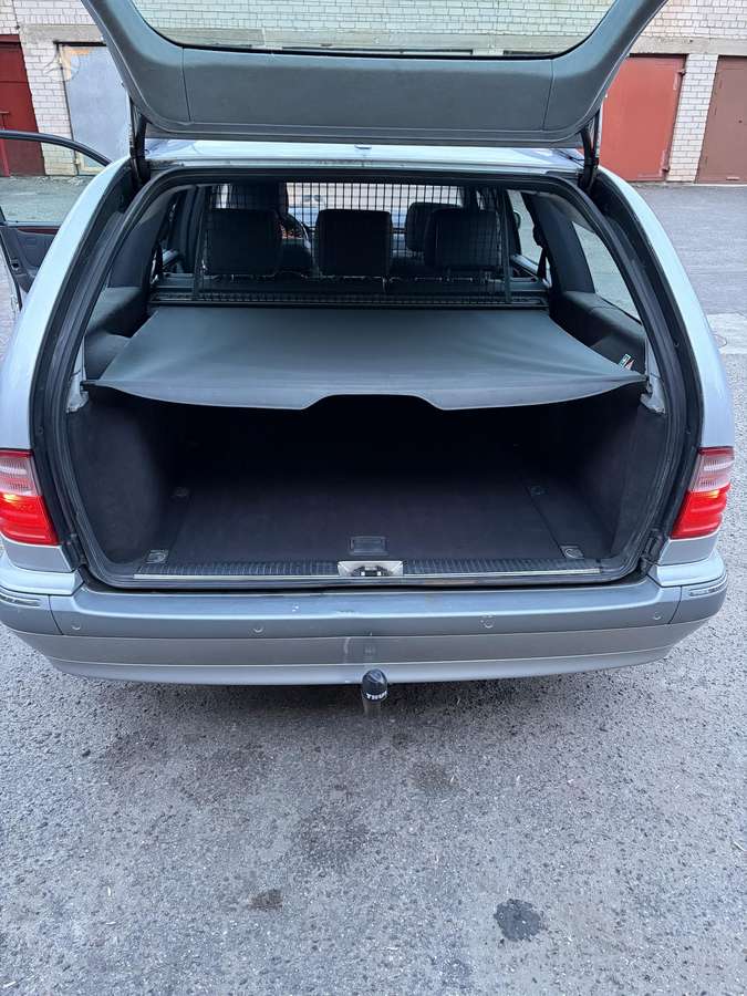 Mercedes-Benz E320, 3.2 l., Универсал