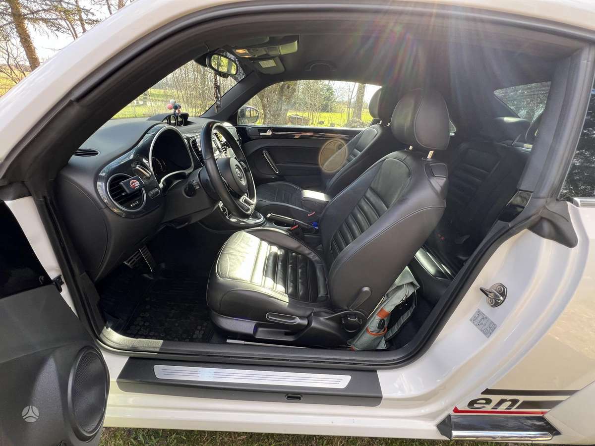 Volkswagen Beetle, 2.0 l., hatchback