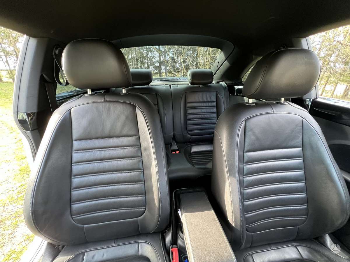 Volkswagen Beetle, 2.0 l., hatchback