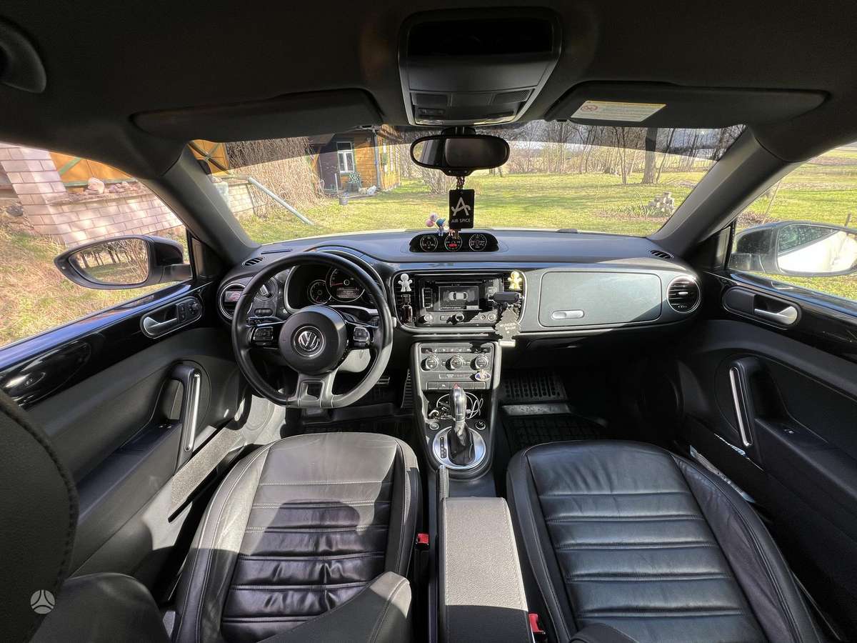 Volkswagen Beetle, 2.0 l., hatchback