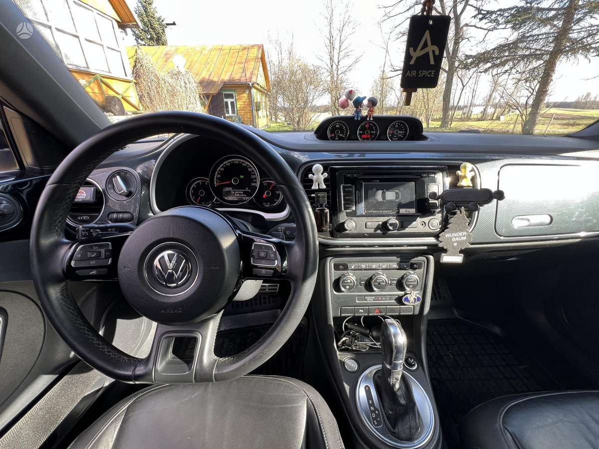 Volkswagen Beetle, 2.0 l., hatchback