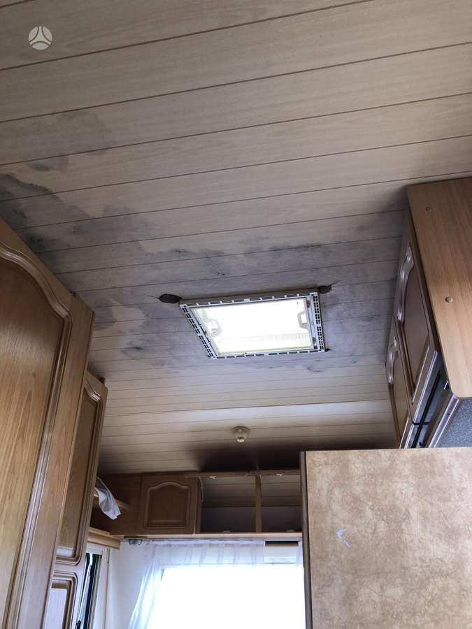 Knaus Azur, kemperis