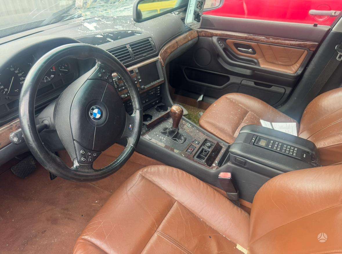 BMW 7 serija