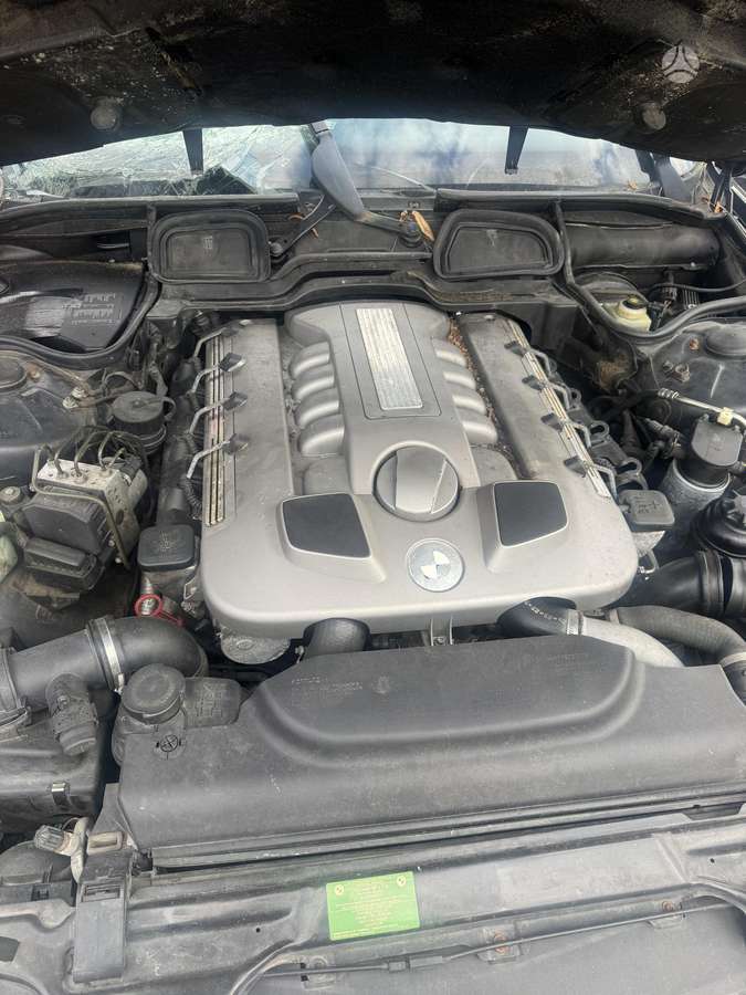 BMW 740