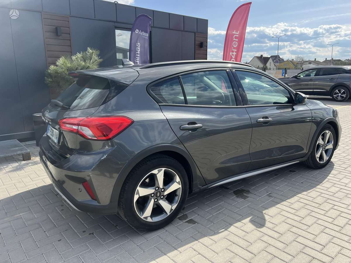 Ford Focus, 1.0 l., Хэтчбек