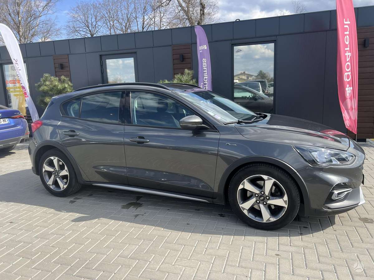 Ford Focus, 1.0 l., Хэтчбек
