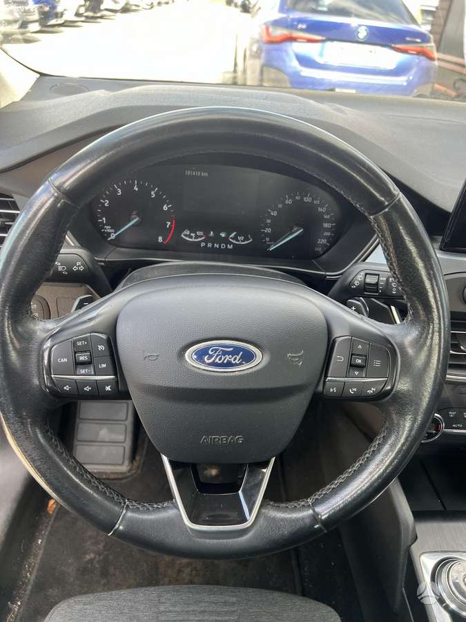 Ford Focus, 1.0 l., Хэтчбек