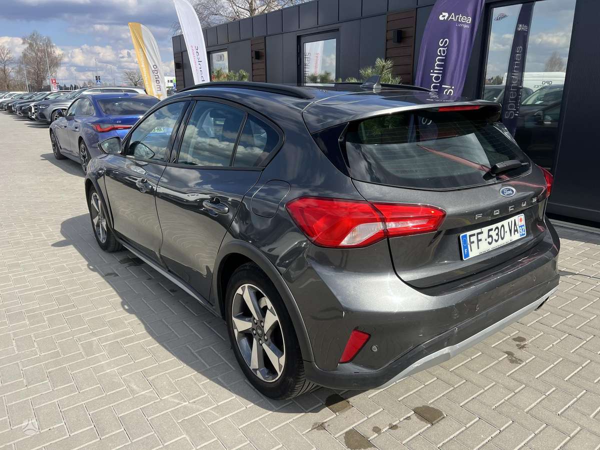 Ford Focus, 1.0 l., Хэтчбек