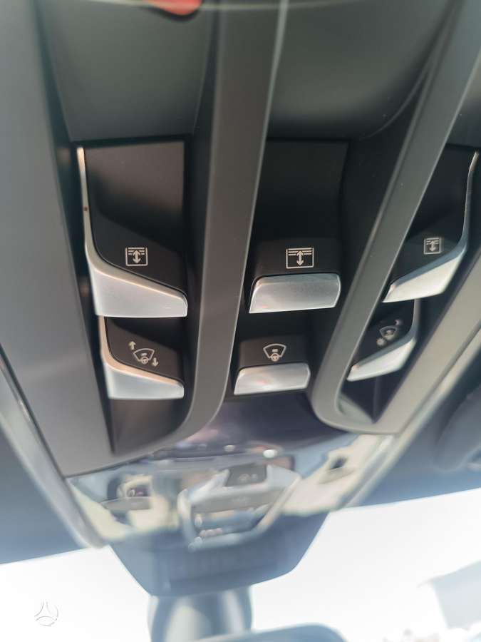 Citroen DS5, 2.0 l., Хэтчбек