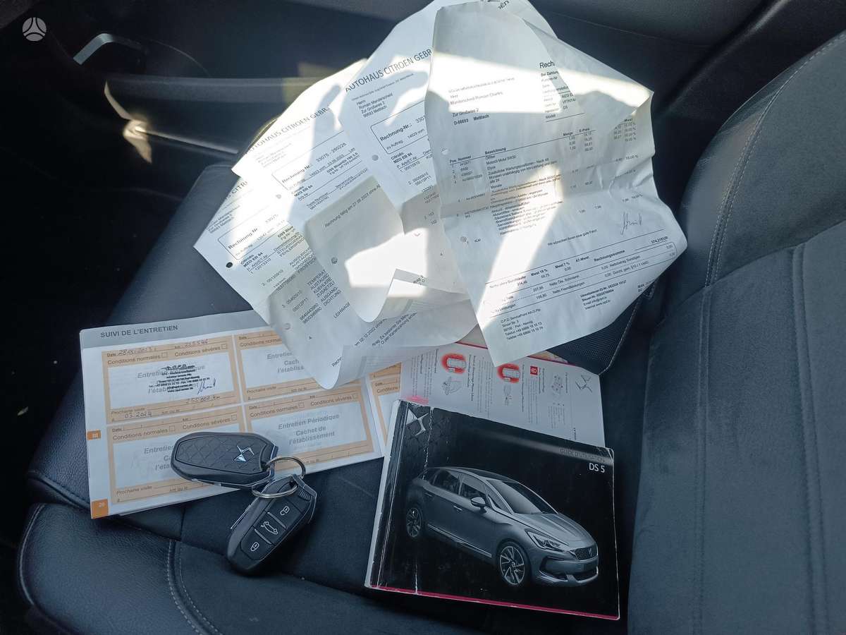 Citroen DS5, 2.0 l., Хэтчбек