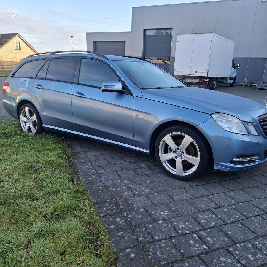 Mercedes-Benz E200, 2.2 l., Универсал
