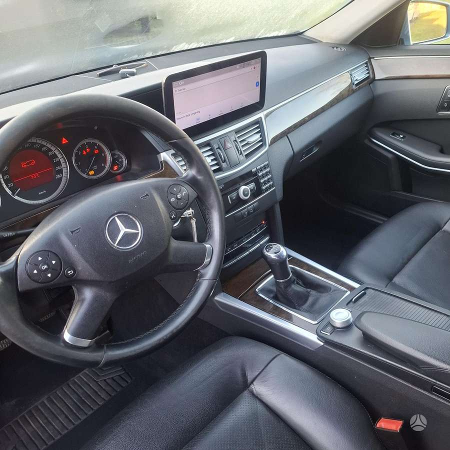 Mercedes-Benz E200, 2.2 l., Универсал