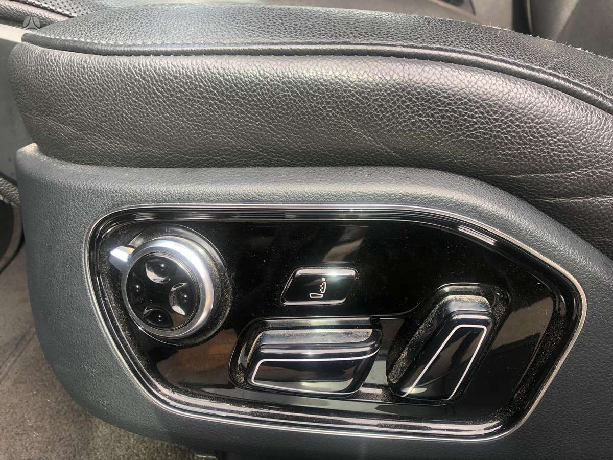 Audi A8, 4.2 l., saloon / sedan