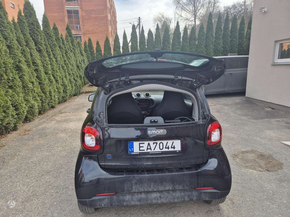 Smart EQ Fortwo Coupe - 1