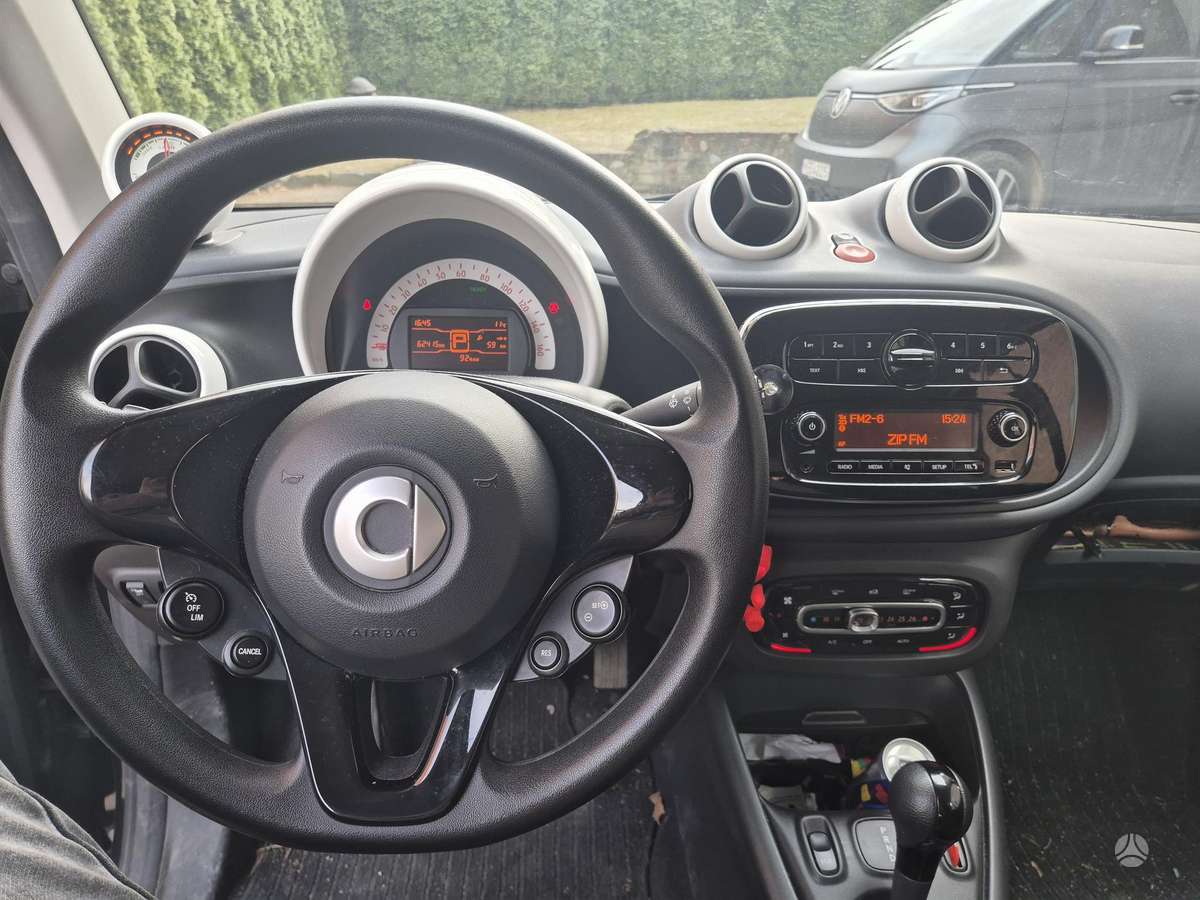 Smart EQ Fortwo Coupe - 7