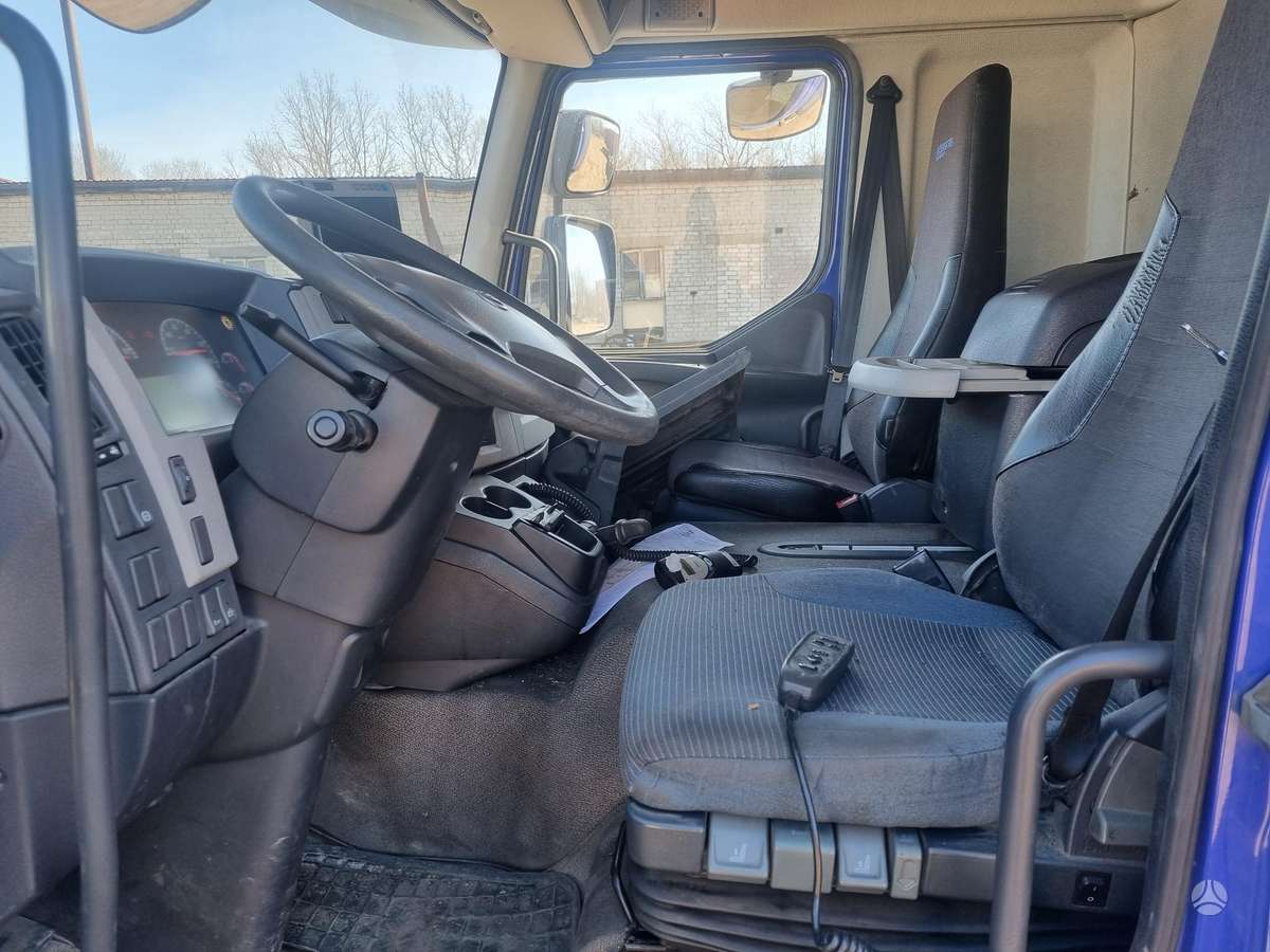 Volvo FL 260, refrigerated trucks