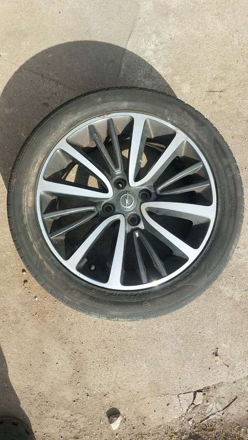 Opel Crossland X