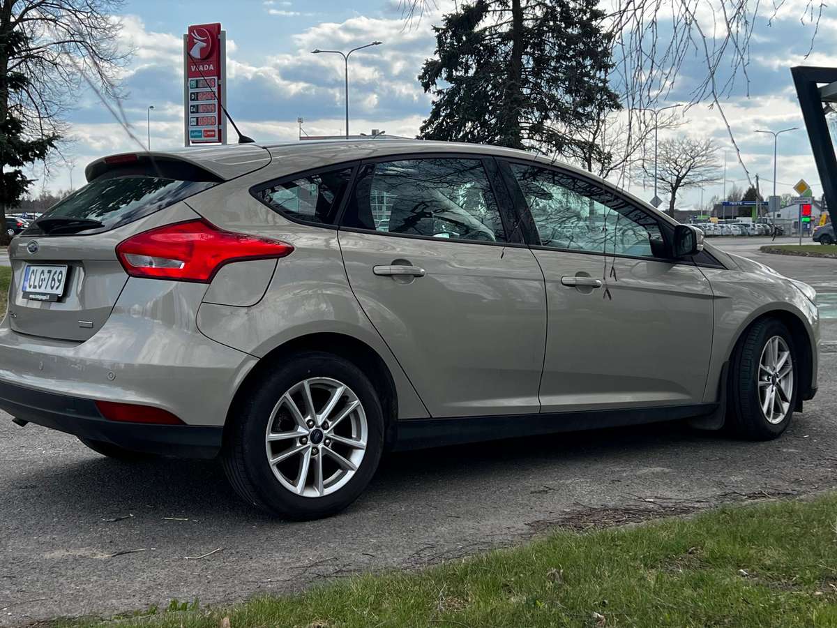 Ford Focus, 1.0 l., Хэтчбек