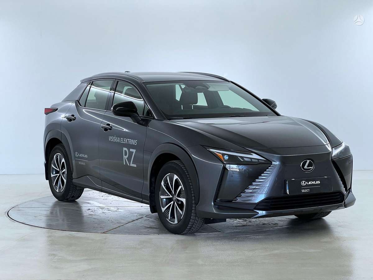 Lexus RZ 300 e, off-road / crossover
