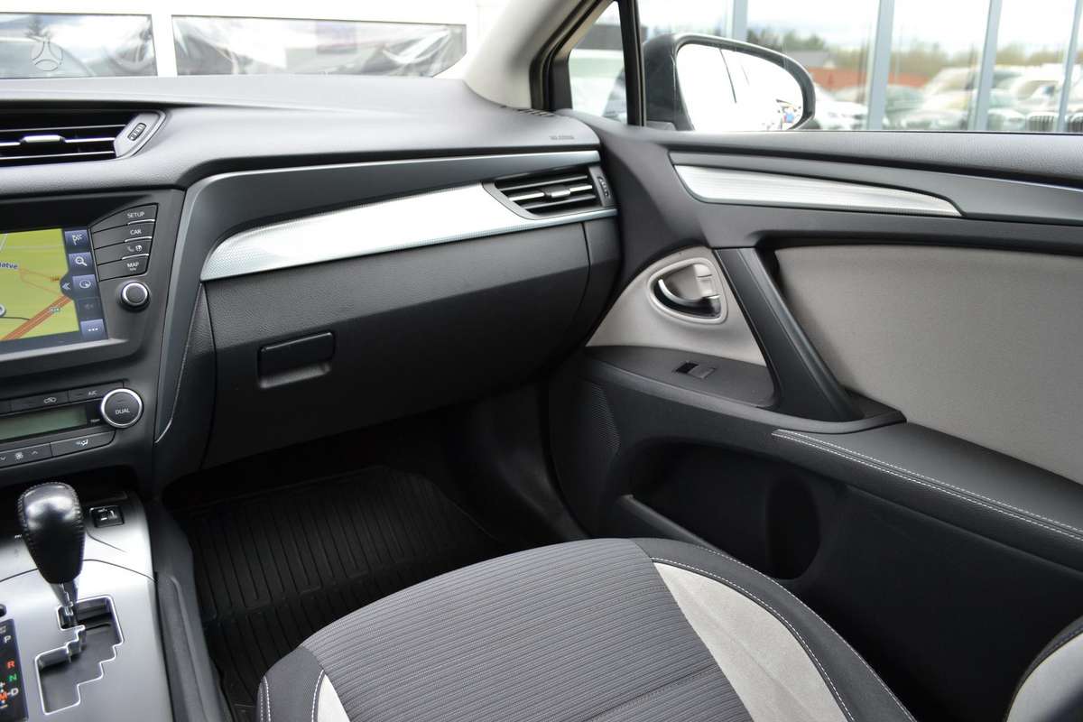 Toyota Avensis, 2.0 l., wagon