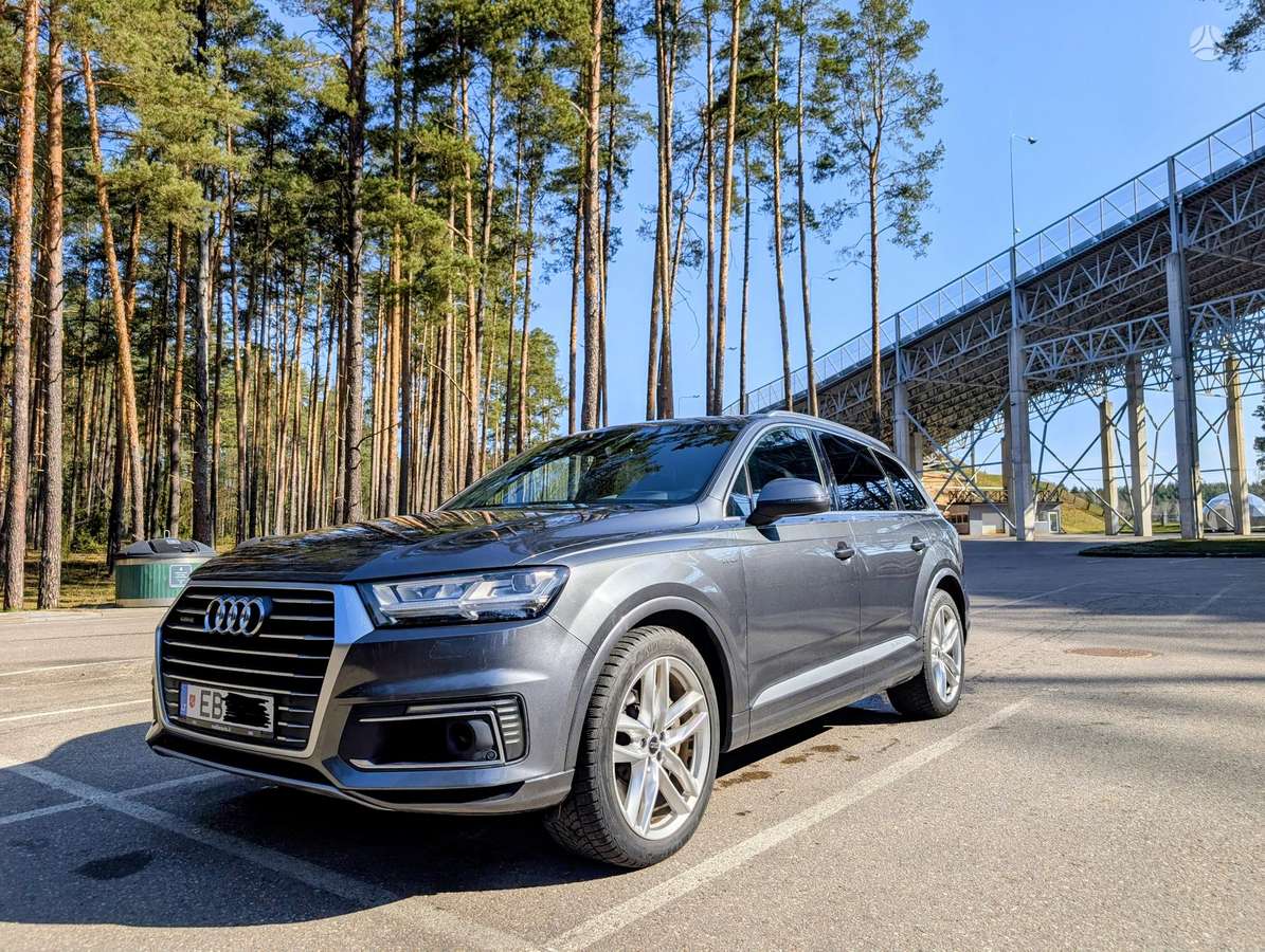 Audi Q7 e-tron, 3.0 l., hatchback