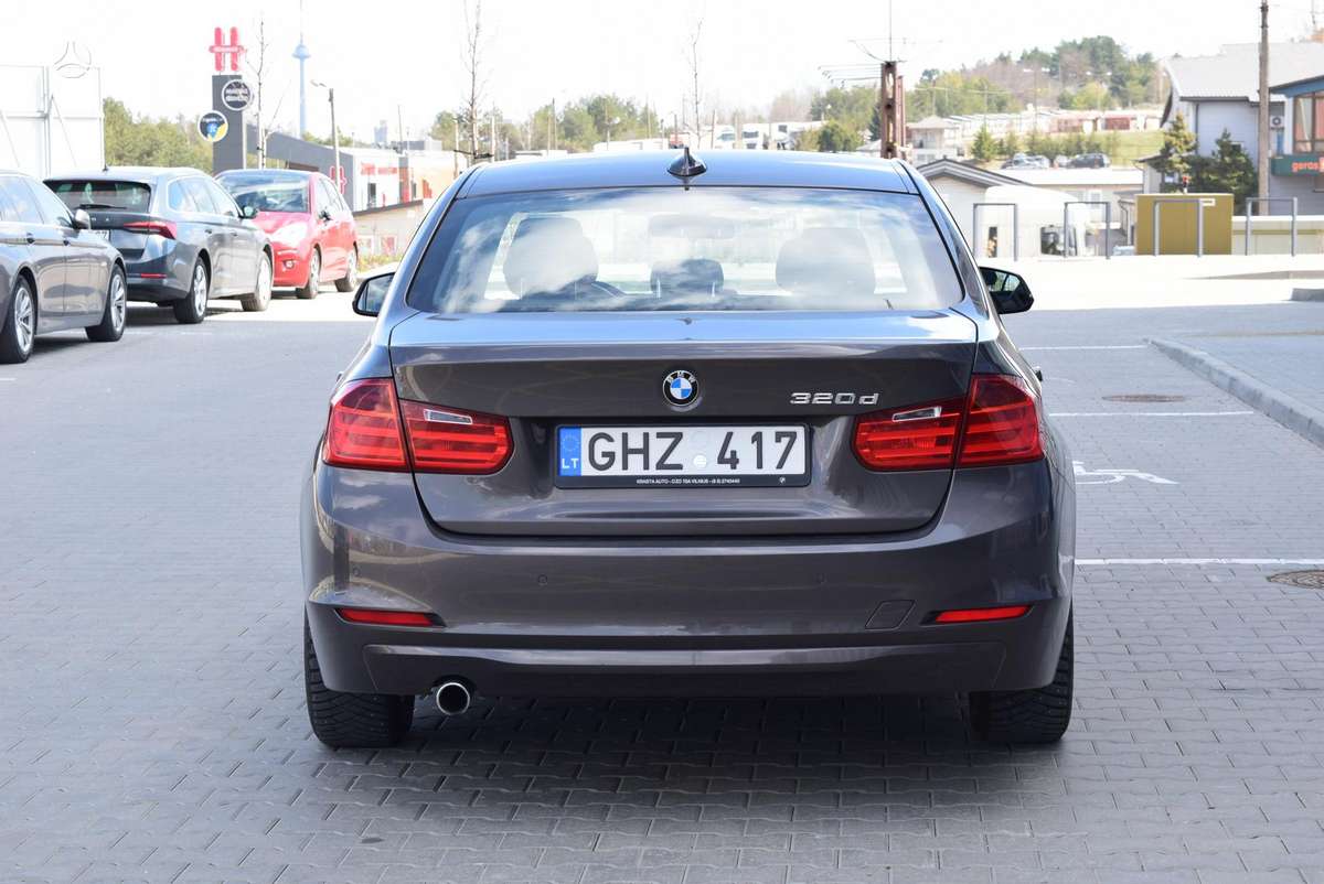 BMW 320, 2.0 l., Седан