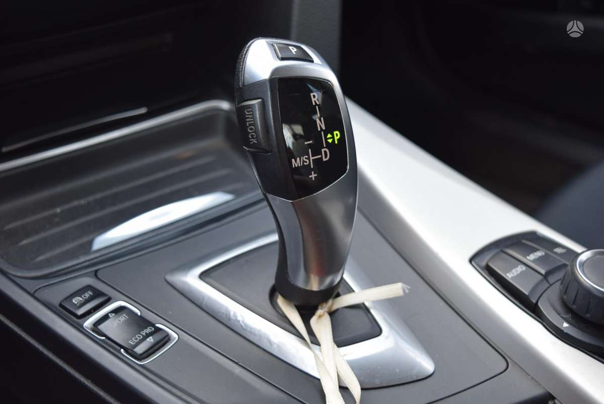 BMW 320, 2.0 l., Седан
