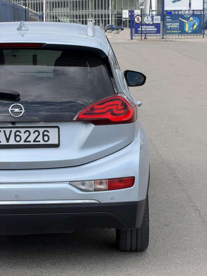 Opel Ampera, 60 кВт·ч, Хэтчбек