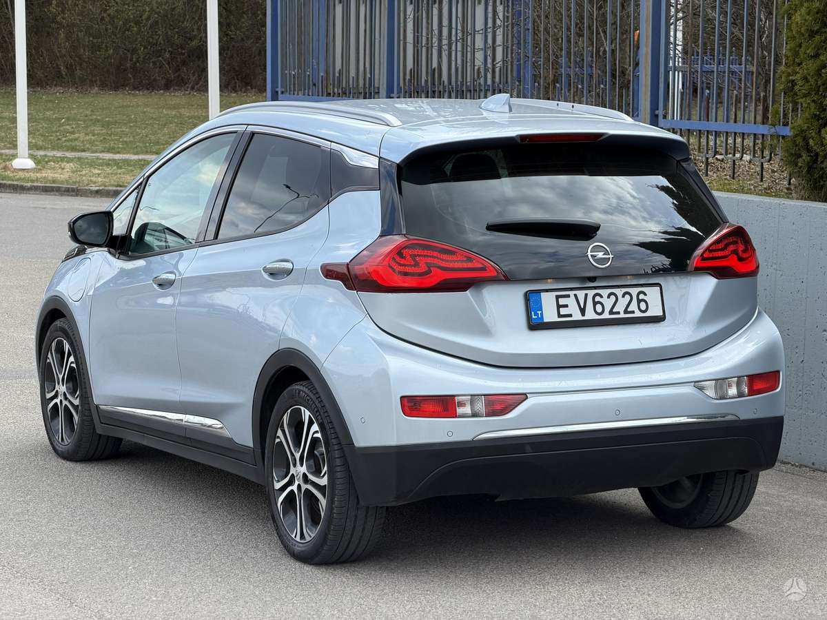 Opel Ampera, 60 kWh, hatchback