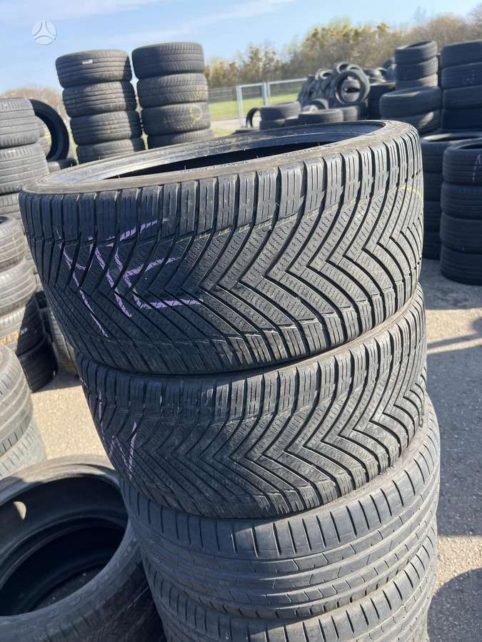 Imperial, universalios 245/35 R19