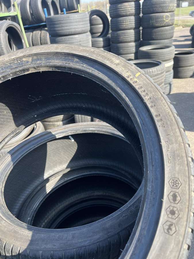 Imperial, universalios 245/35 R19
