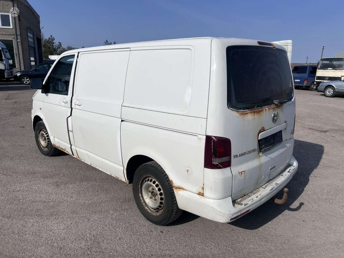 Volkswagen Transporter - 7