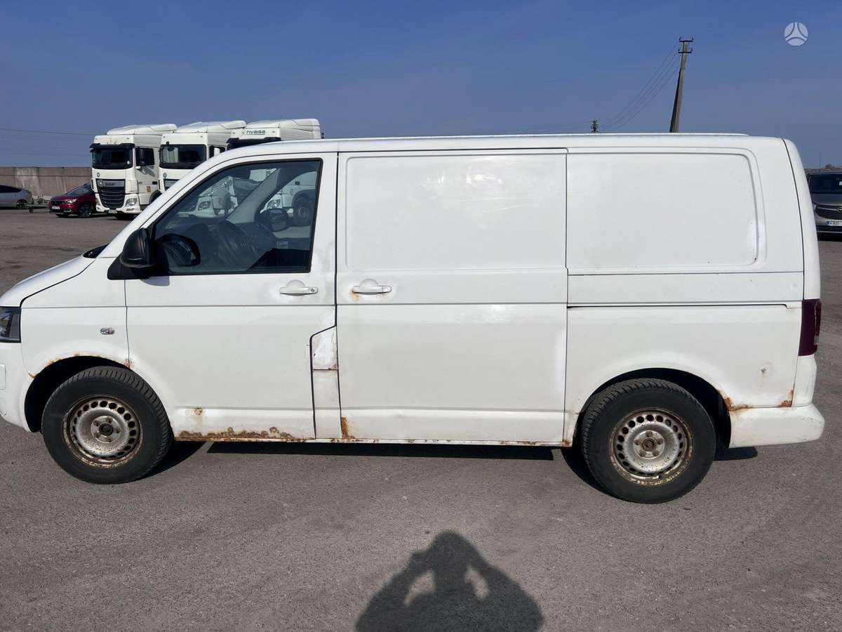 Volkswagen Transporter - 8