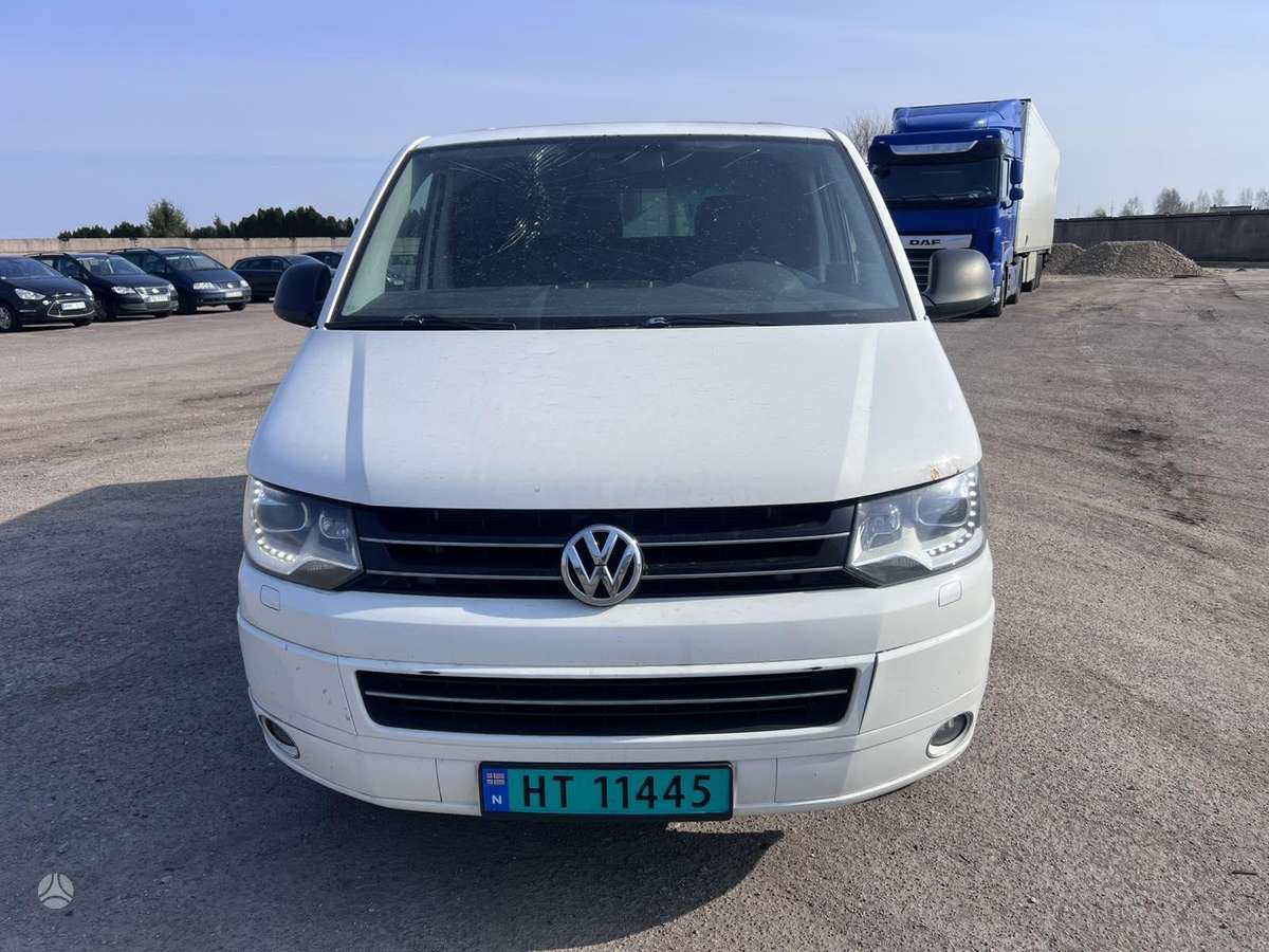 Volkswagen Transporter - 2