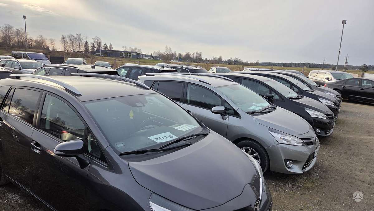 Toyota Verso - 5
