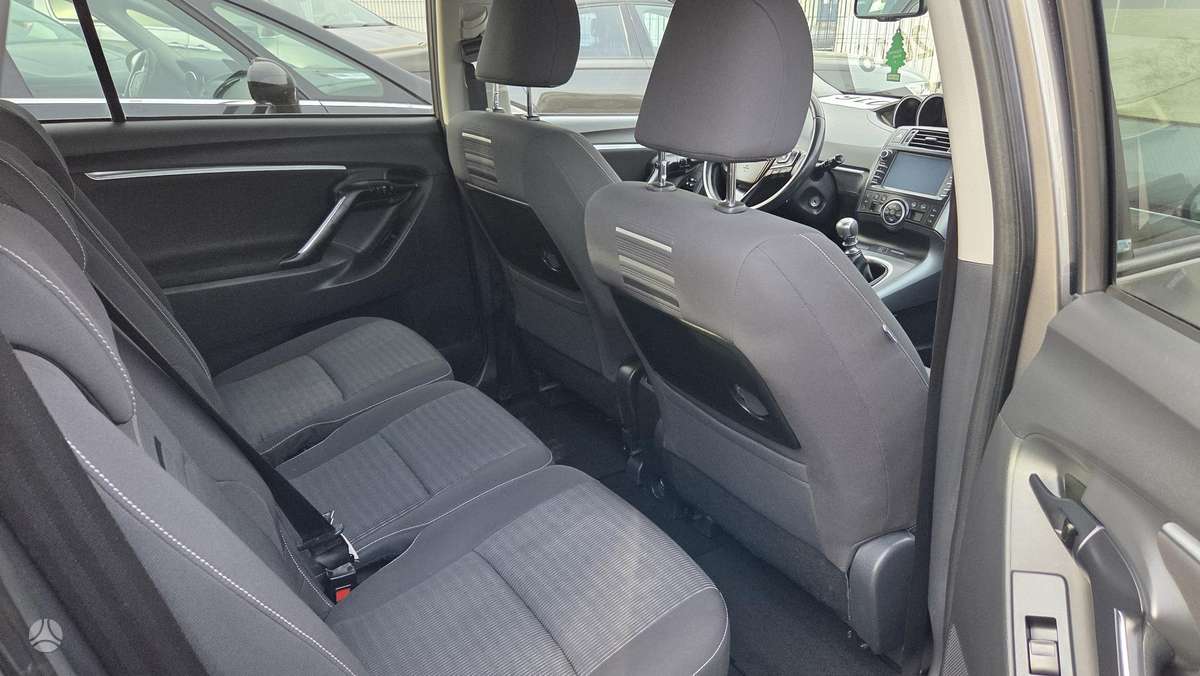 Toyota Verso - 11